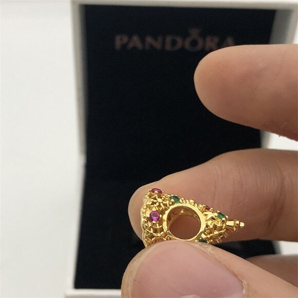 ✨🔥Pandora Glitter Christmas Tree Charm - Picture 3 of 9